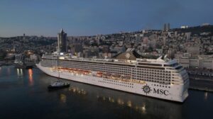лайнер msc musica