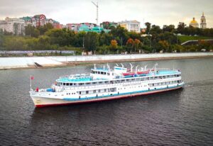 круизы на теплоходе мамин сибиряк